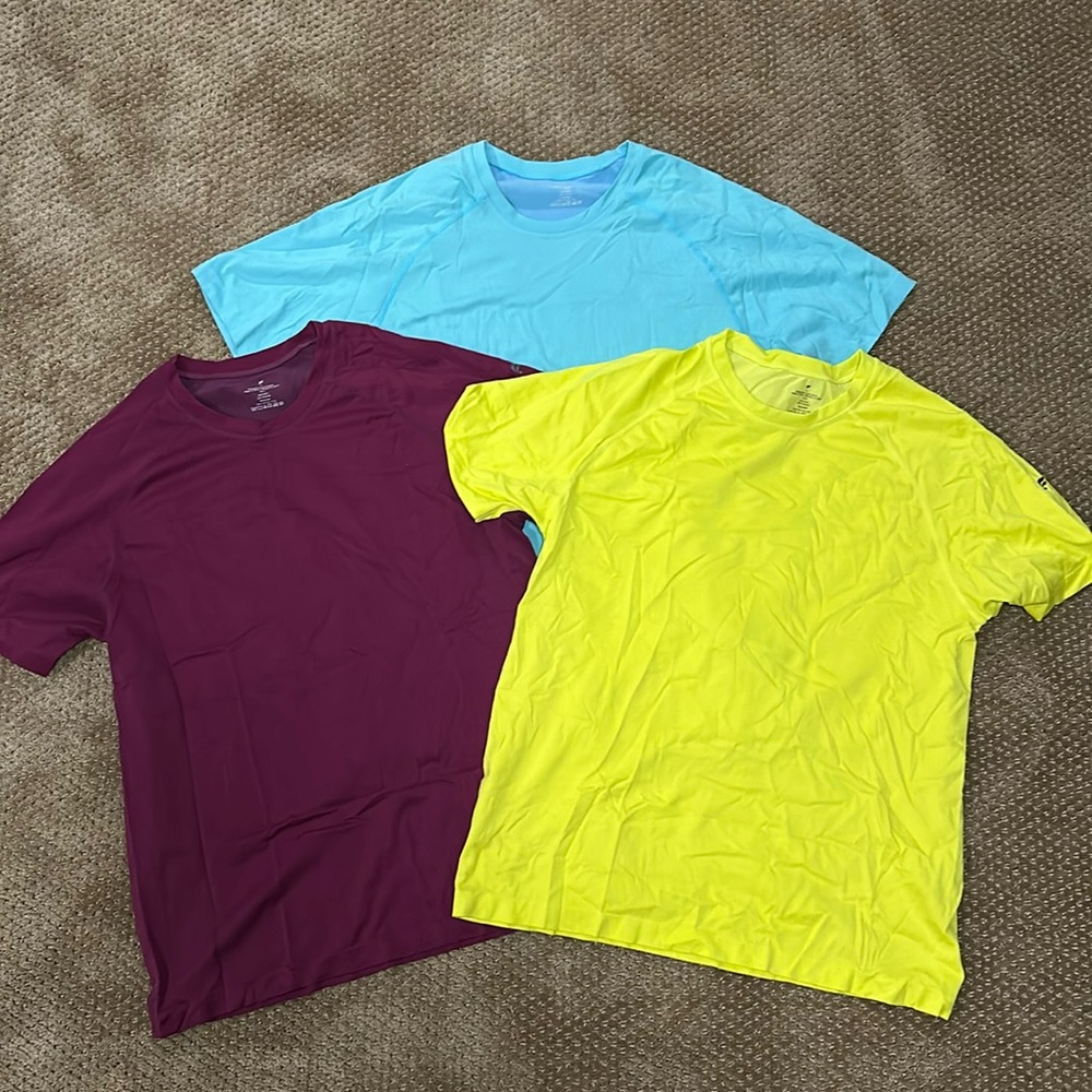 Fabletics Men’s Gym Workout Shirts XL